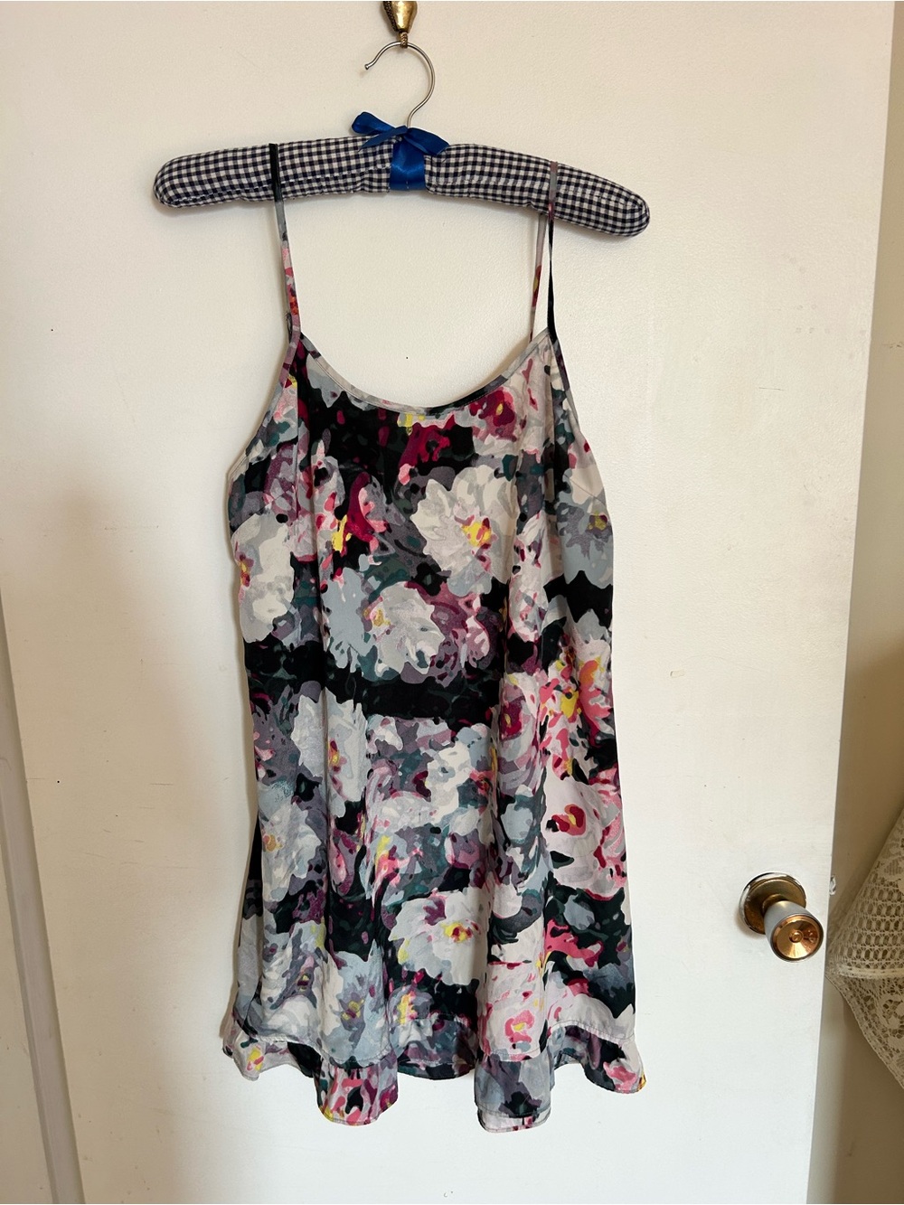 Women’s whimsical Floral Slip Dress with open back detailing size medium